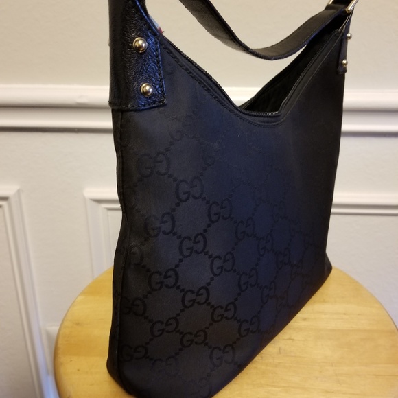 Authentic GUCCI - Black Hobo Shoulder Bag - Picture 1 of 5